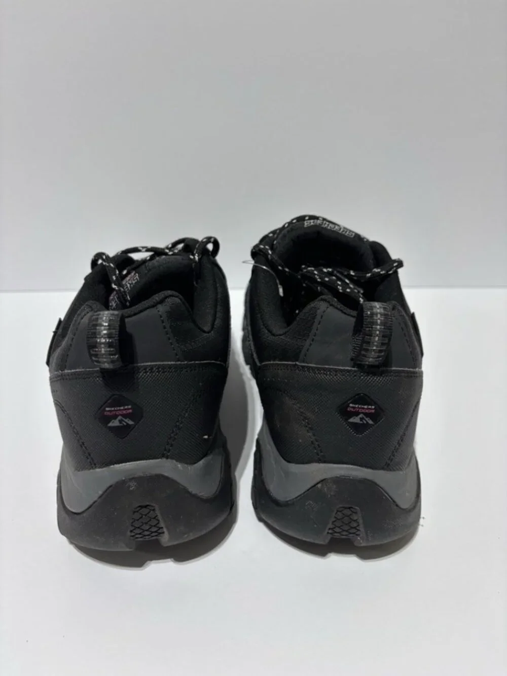 Skechers Men’s Terrabite Black Hiking Shoes, Size 12 M